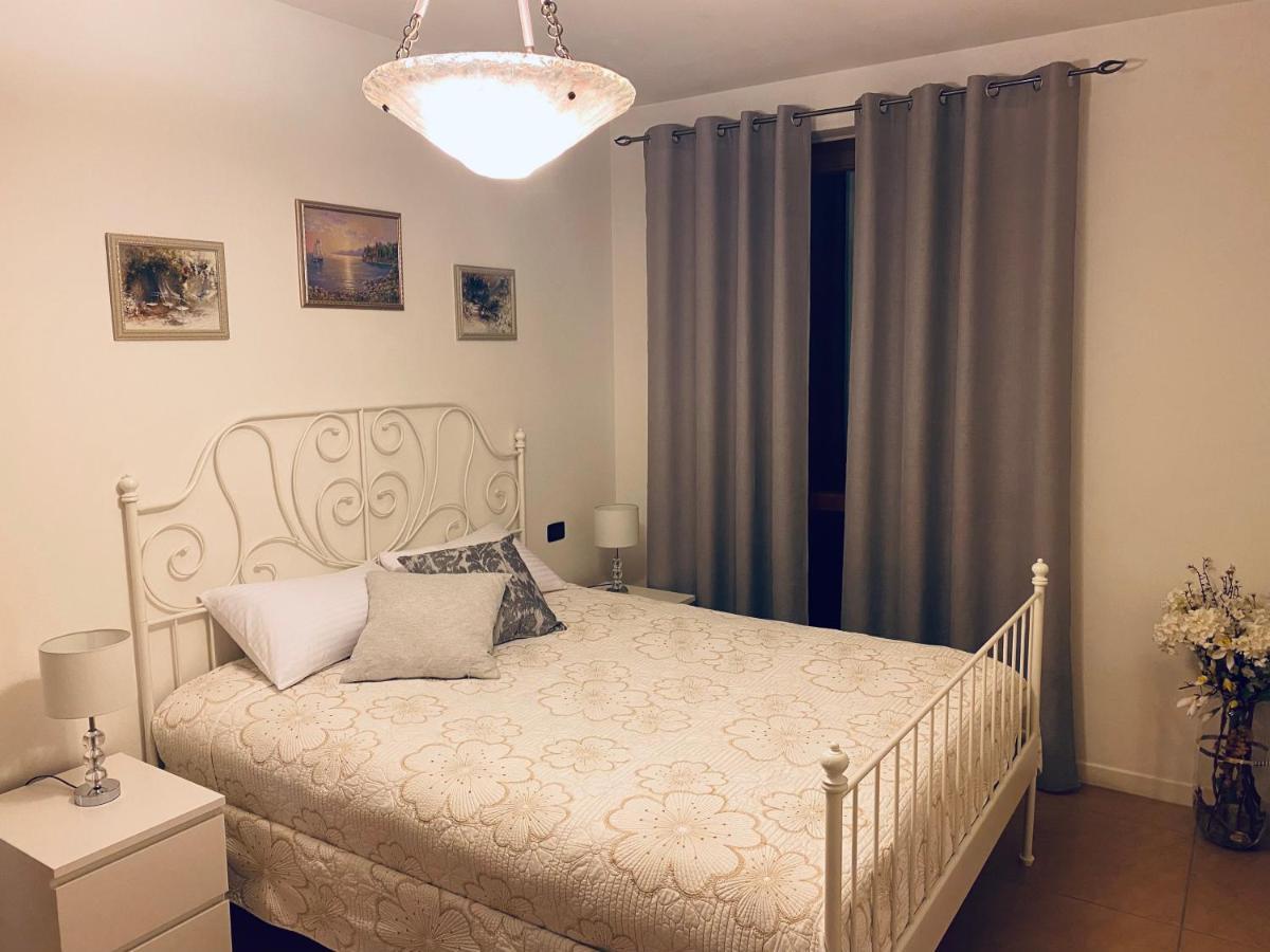 Il Paradiso Apartments Great View Gardasee Torri Del Benaco Dış mekan fotoğraf